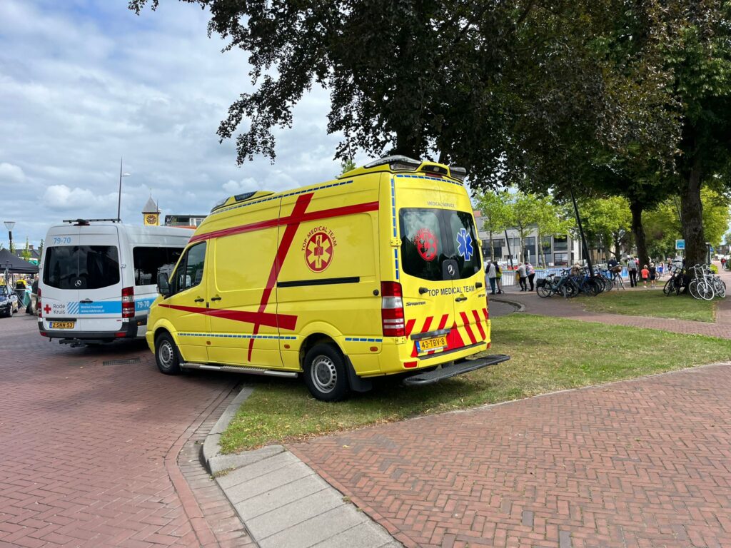 Medilance Mercedes Sprinter van TOP Medical Team